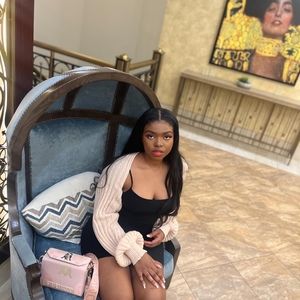 Meet your Posher, Shontel